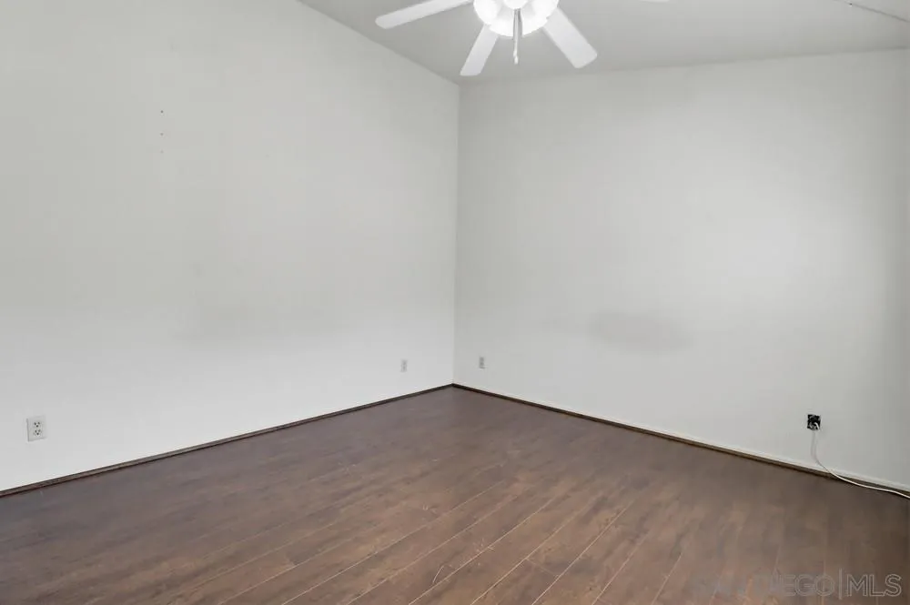https://cdn.realtyfeed.com/cdn/127/260005910/b58ccb3af5143c13357b34a7c59077d2.webp