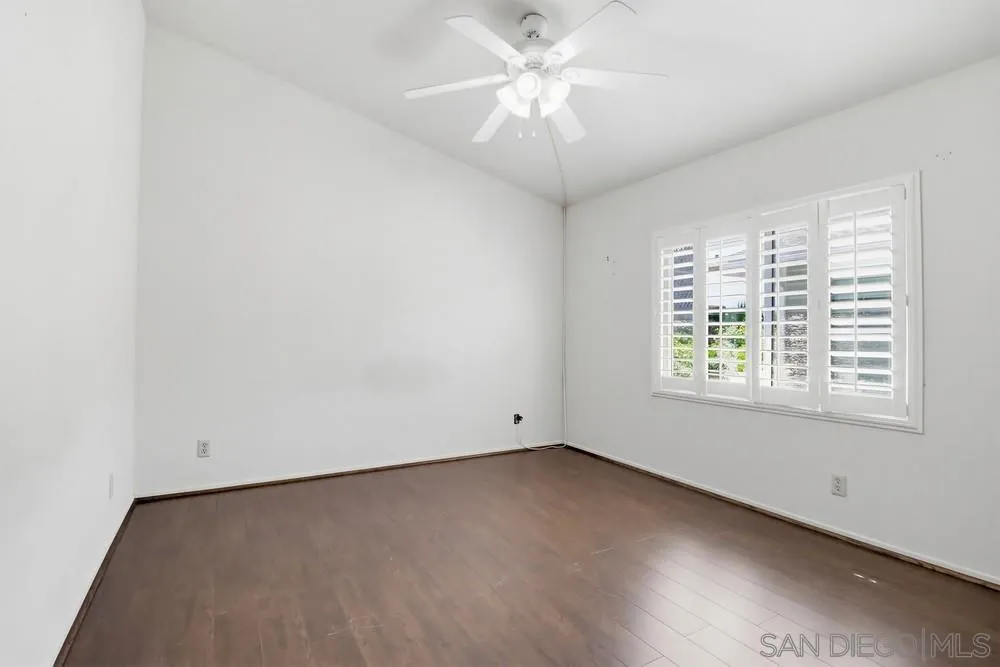 https://cdn.realtyfeed.com/cdn/127/260005910/d9cb7cfaeb0adeb11b0f205c026e3371.webp