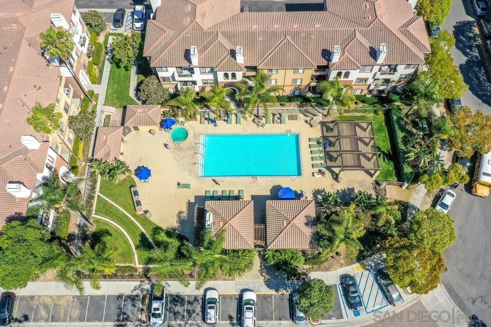https://cdn.realtyfeed.com/cdn/127/260005911/085f476339edfce4c5cb07101c80651b.webp