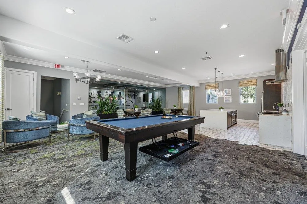 https://cdn.realtyfeed.com/cdn/127/260005911/15099376dfa5d37b8919f6a282c26c49.webp