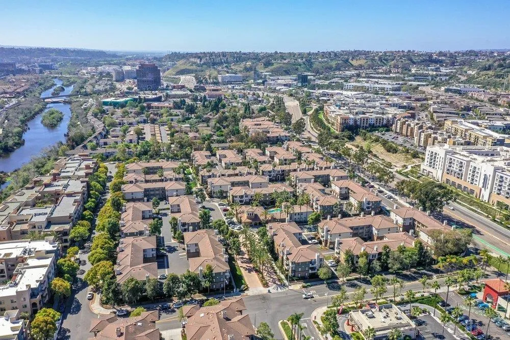 https://cdn.realtyfeed.com/cdn/127/260005911/5d70aa2ce467156d0c152e199a884d1a.webp