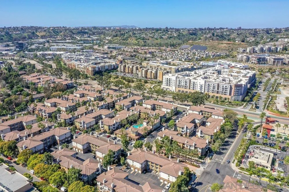 https://cdn.realtyfeed.com/cdn/127/260005911/82ea942a9565844d7e0e53685b72635d.webp