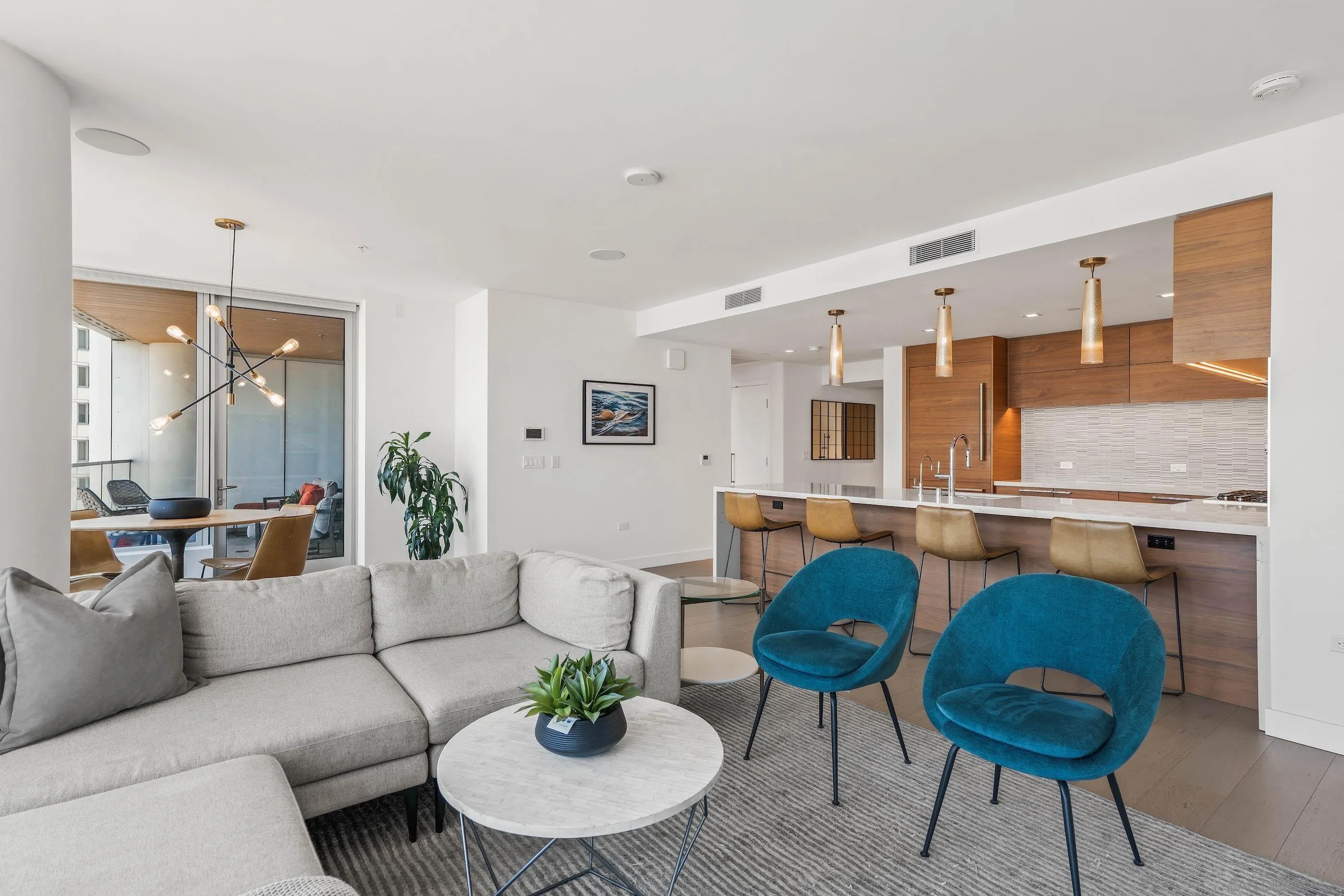 Photo #3: 260005918 Listing: Photo #3