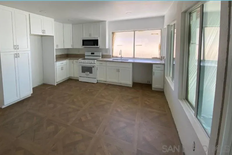 https://cdn.realtyfeed.com/cdn/127/260005923/e31b7d31c8884a38d5f0d3f81e94377e.webp