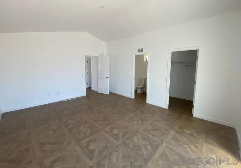 https://cdn.realtyfeed.com/cdn/127/260005923/f98742fc41a2182f887dba4d77655d91.webp