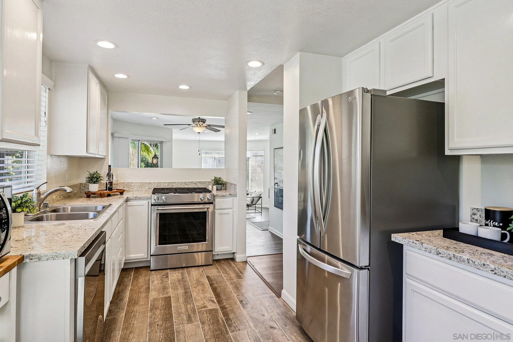 Photo #8: 260005924 Listing: Photo #8