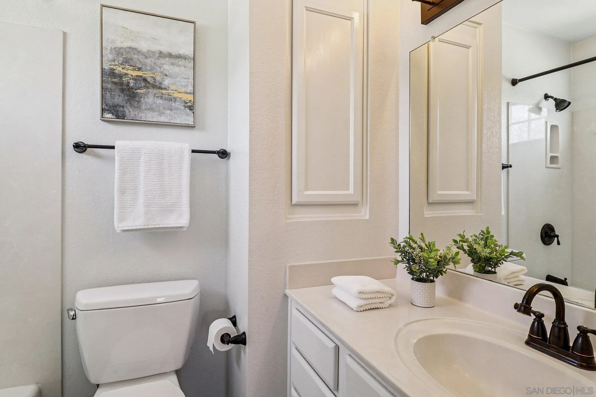 Photo #18: 260005924 Listing: Photo #18