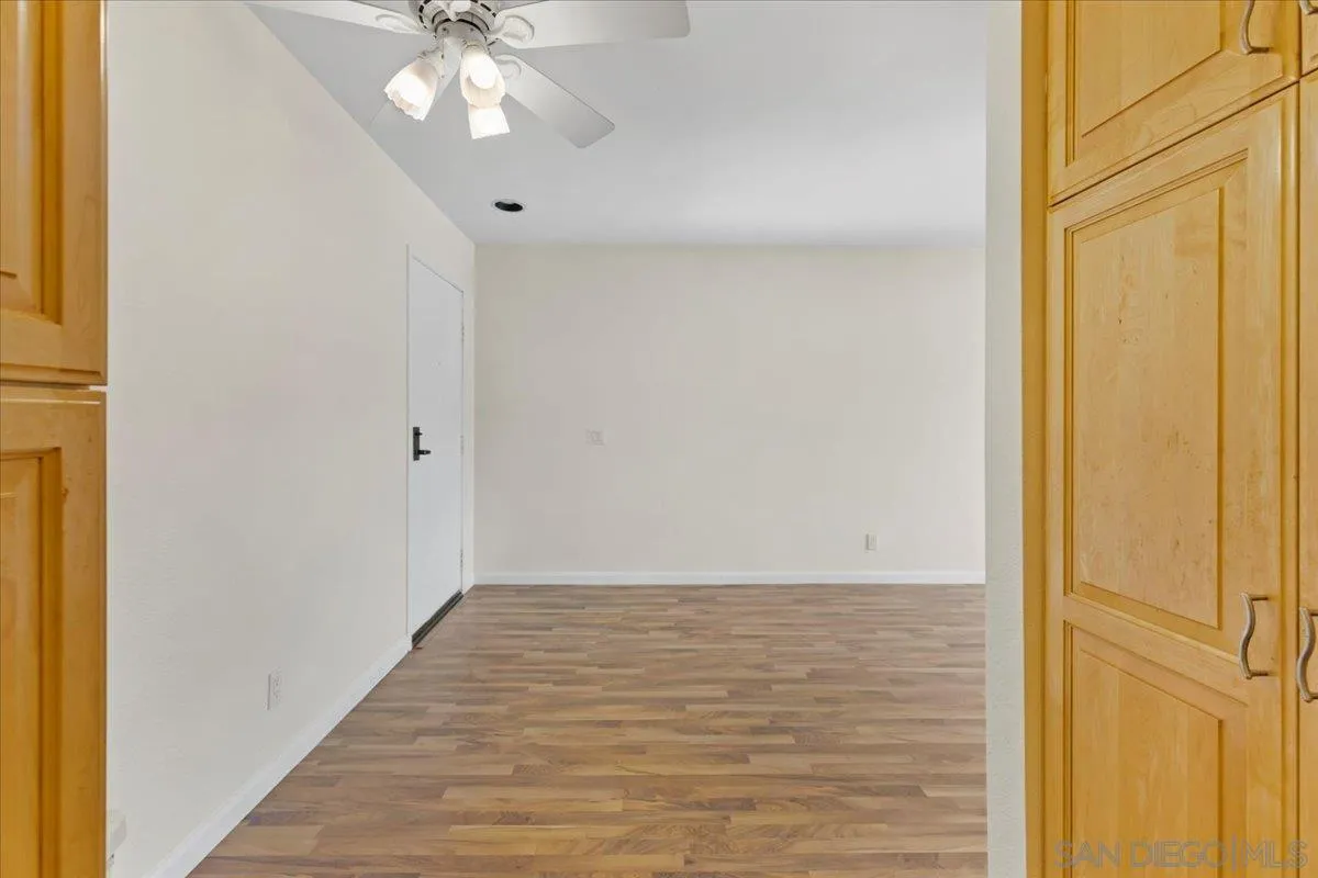 Photo #13: 260005925 Listing: Photo #13