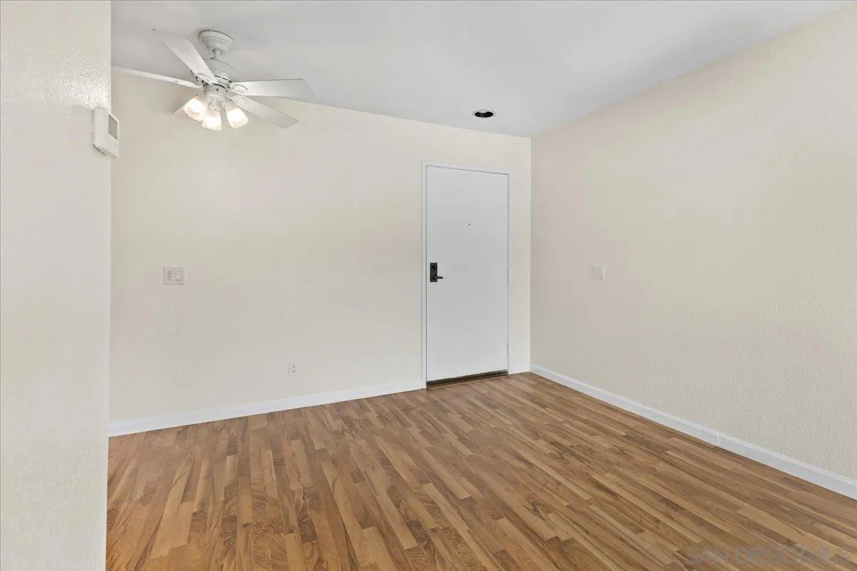Photo #21: 260005925 Listing: Photo #21