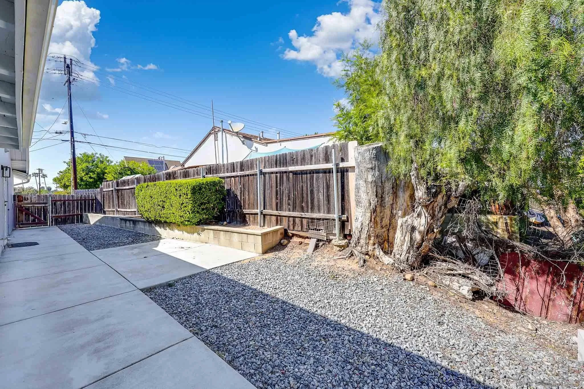 https://cdn.realtyfeed.com/cdn/127/260005928/7e367349eca5efc8597e056834c2505a.webp