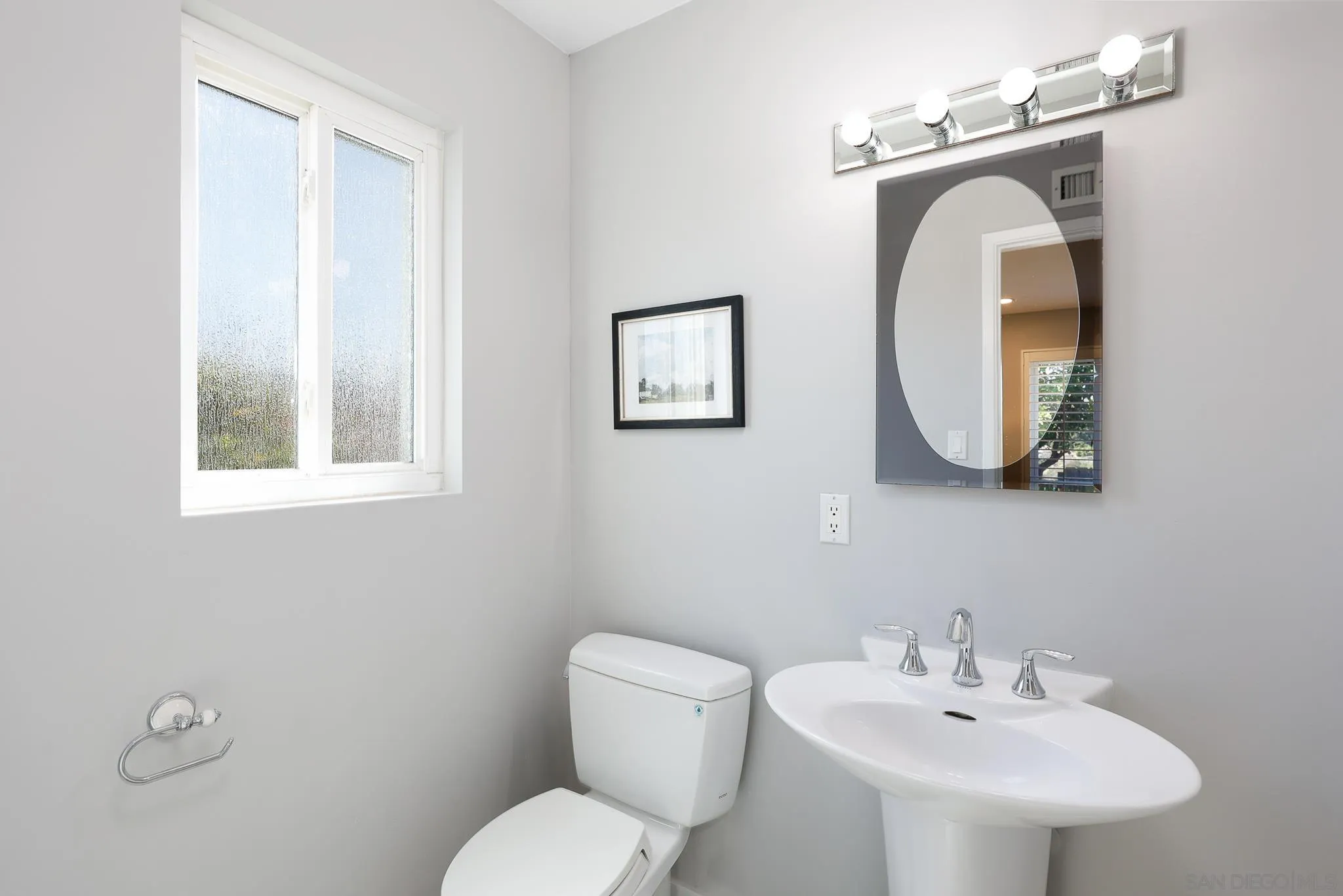https://cdn.realtyfeed.com/cdn/127/260005928/d739d3396fcbac553d0bea5551eca14c.webp