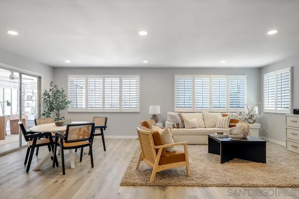https://cdn.realtyfeed.com/cdn/127/260005928/e5636e0ae728442e3cde59712ec0d86c.webp