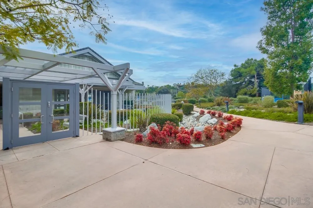 https://cdn.realtyfeed.com/cdn/127/260005931/07568b1fd0cdb32b8be30ee800dbb9a6.webp