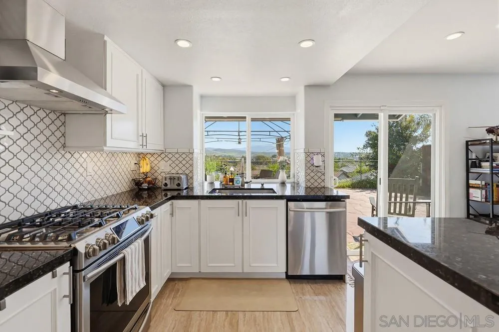 https://cdn.realtyfeed.com/cdn/127/260005931/134e6769dfae6d8dc04e2cac5227ed6b.webp