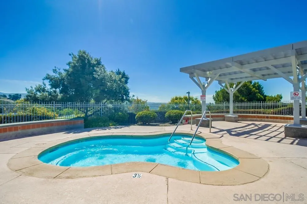 https://cdn.realtyfeed.com/cdn/127/260005931/4c06a4d27a778446d7f9224969eb2c92.webp