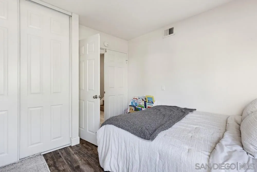 https://cdn.realtyfeed.com/cdn/127/260005931/6ba1460cead6983c7dd69a1a401f7e0b.webp