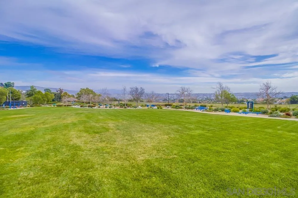 https://cdn.realtyfeed.com/cdn/127/260005931/ae7bee5b1604da6aa371be2294a07d67.webp