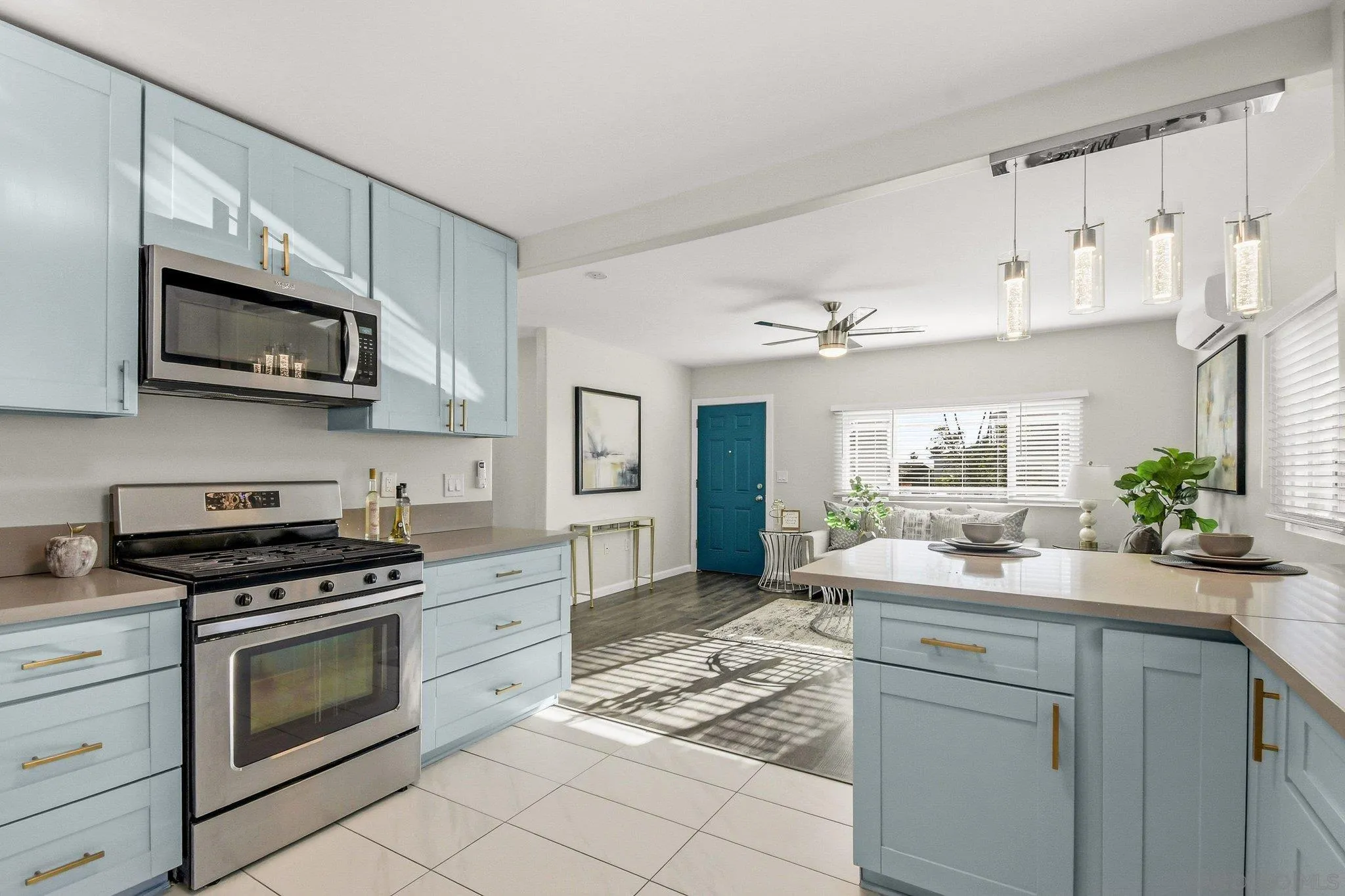https://cdn.realtyfeed.com/cdn/127/260005932/0dce723e61ea2863750ac71613efde51.webp