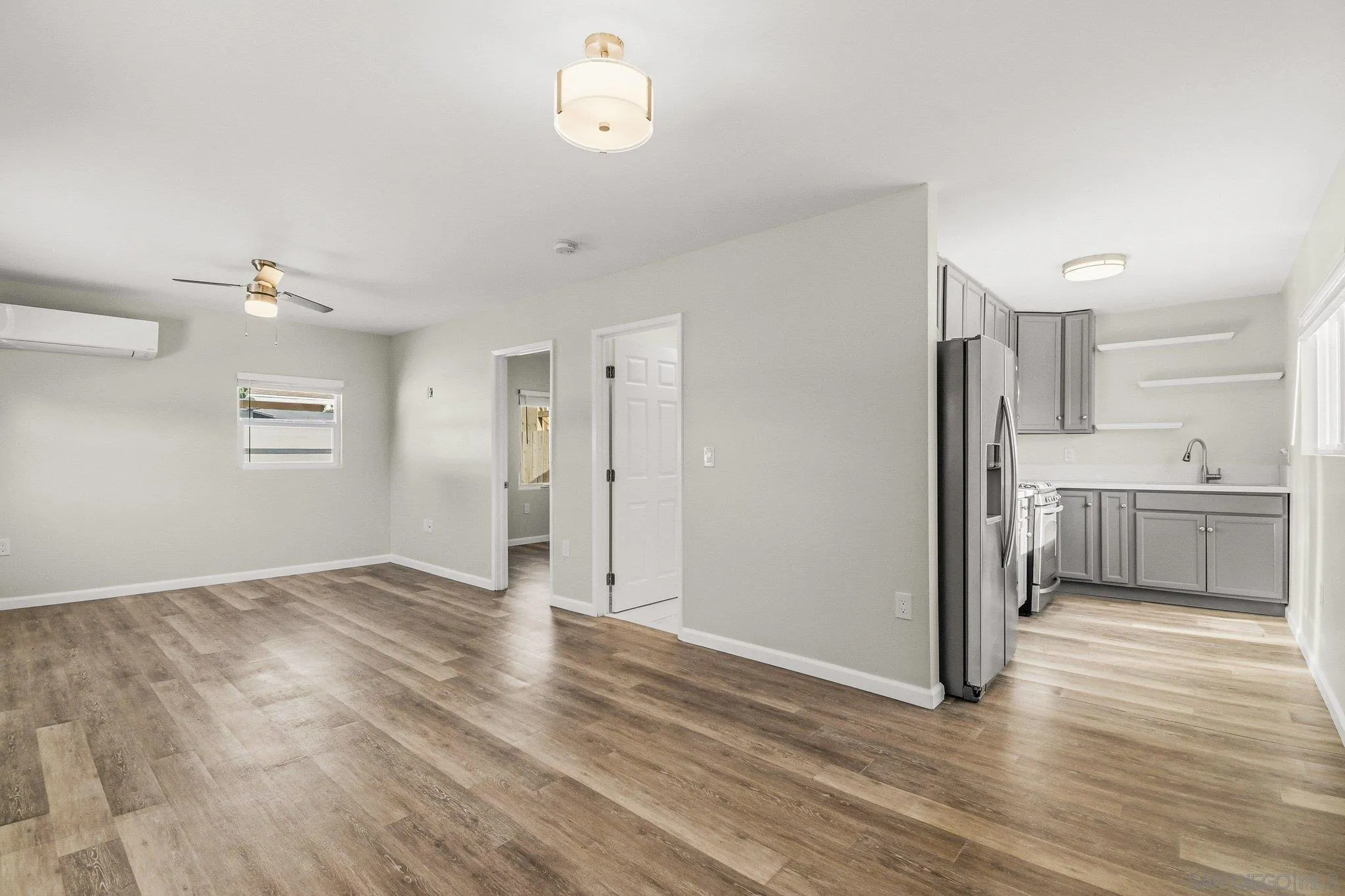 https://cdn.realtyfeed.com/cdn/127/260005932/14f4af806584e49d312d37a1184697fd.webp