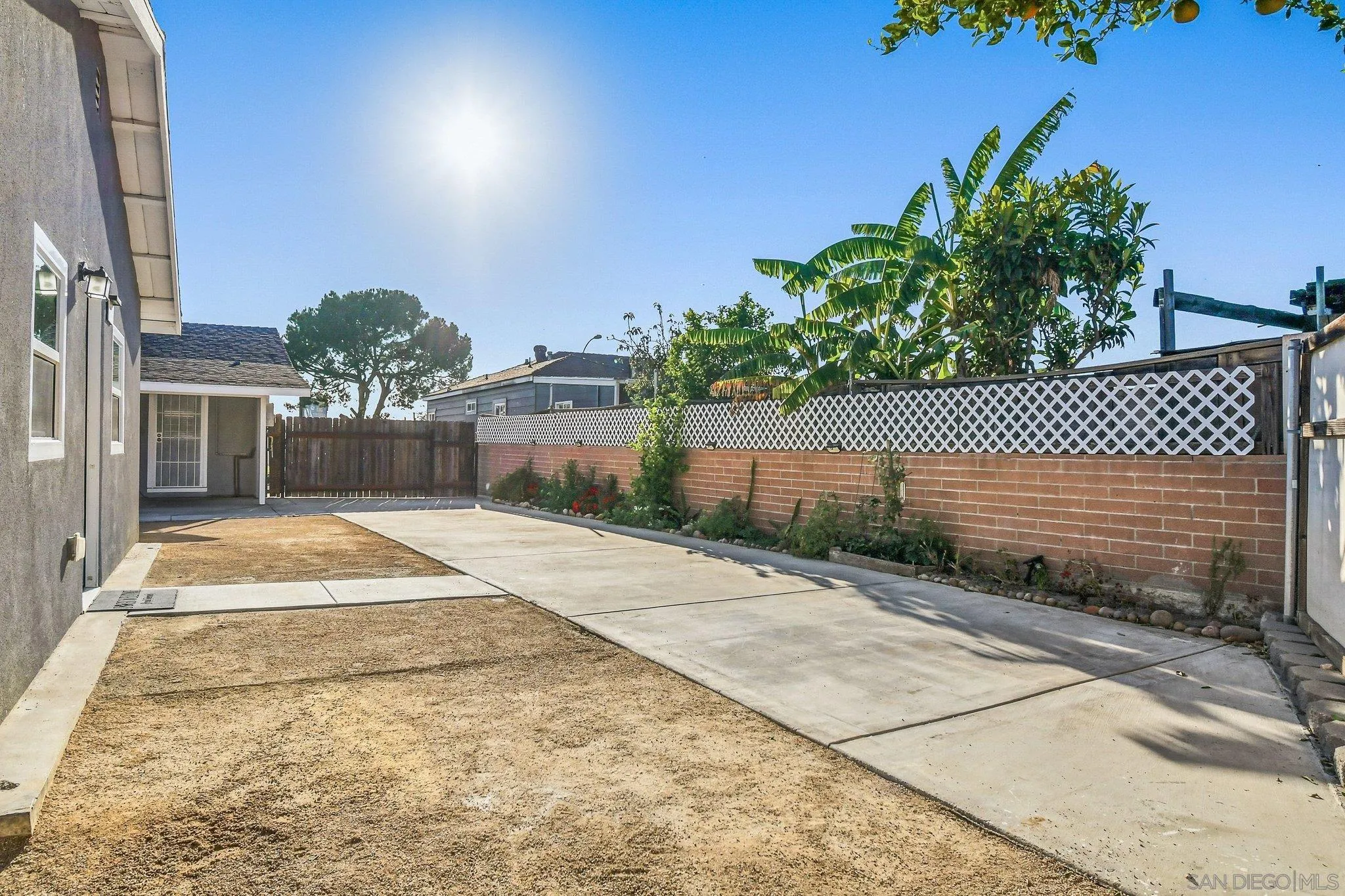 https://cdn.realtyfeed.com/cdn/127/260005932/8cd1fb5b630c210c073b0b8c53bfdebe.webp
