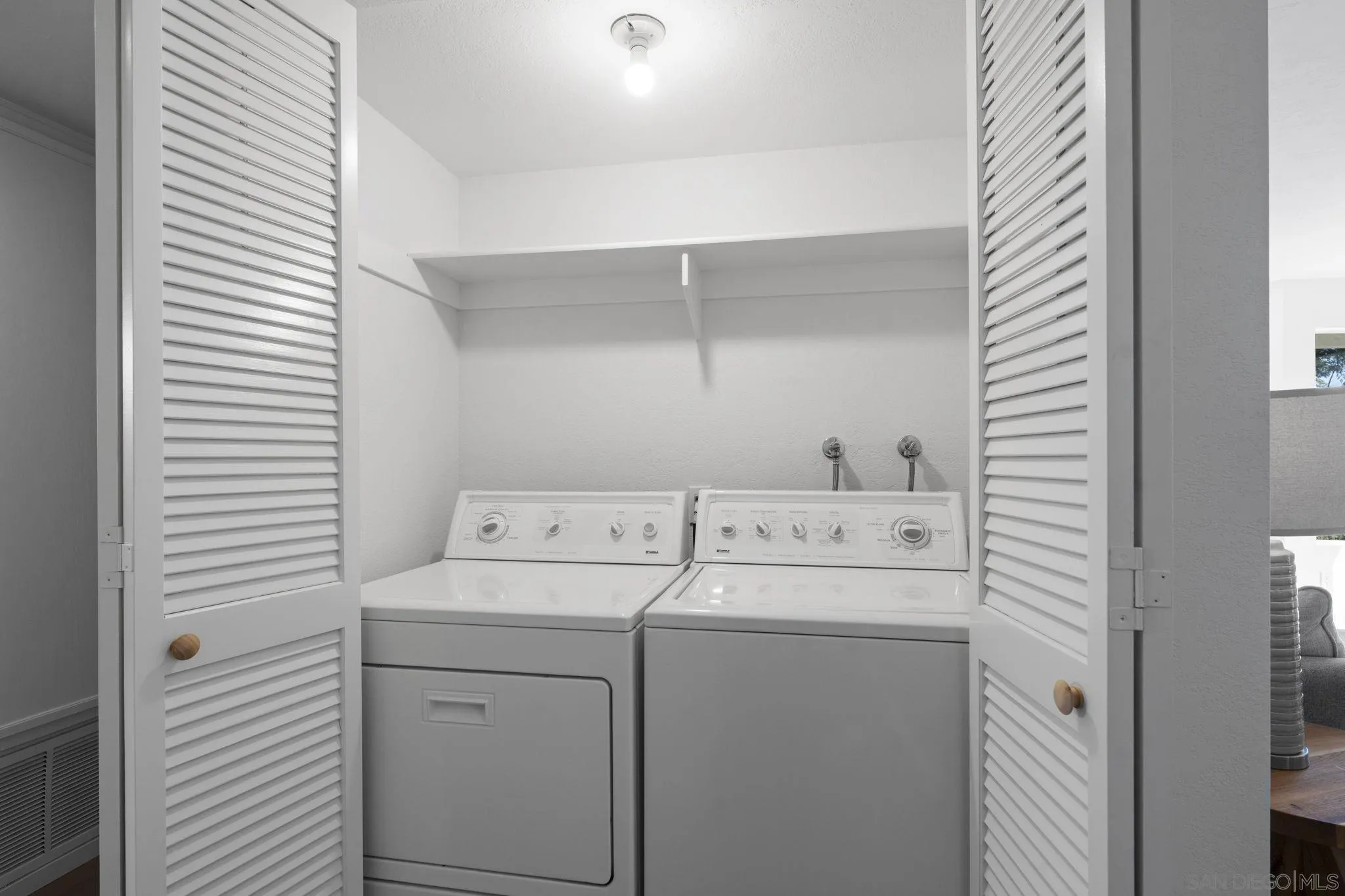 Photo #10: 260005934 Listing: Photo #10