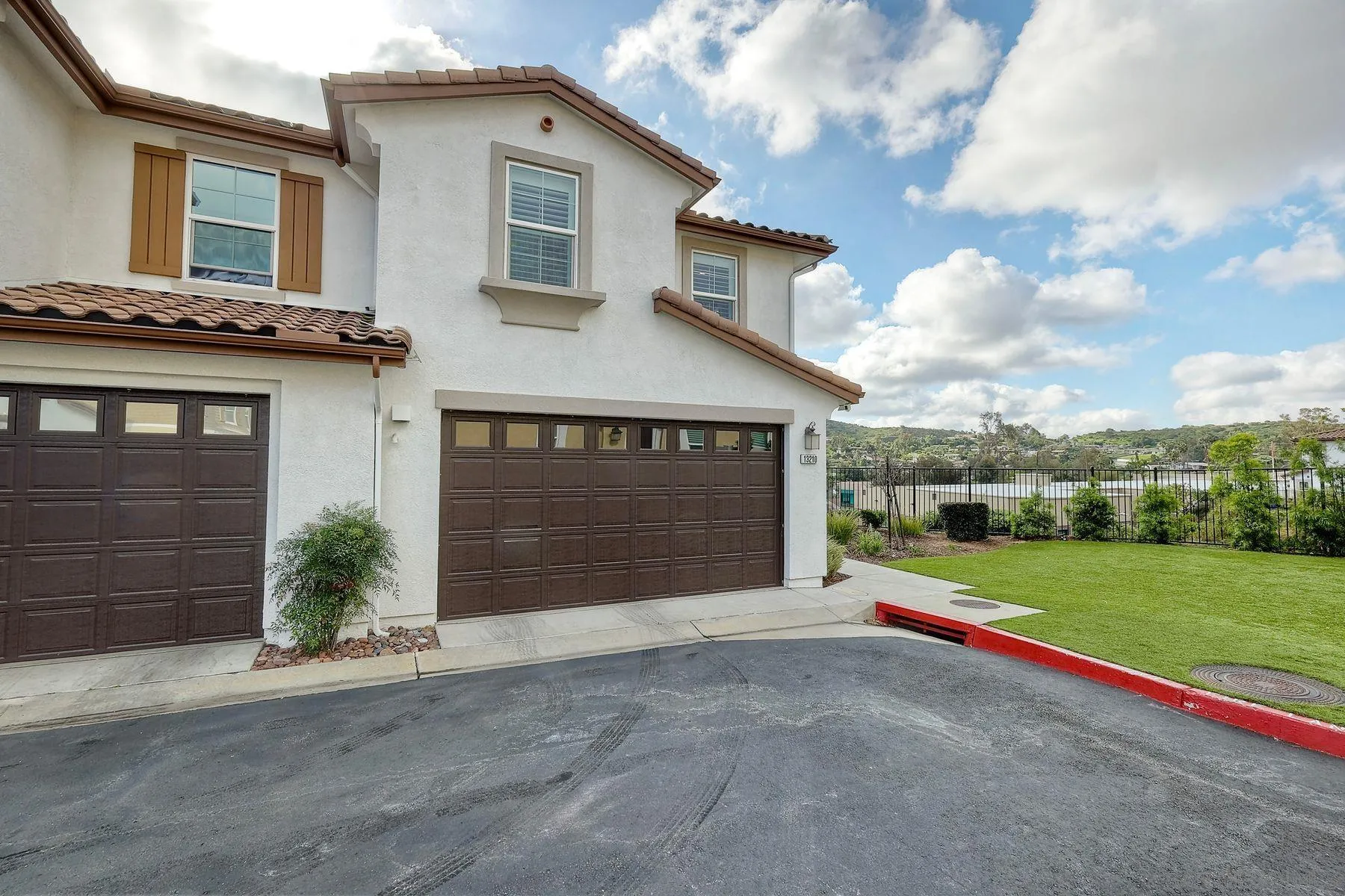 Photo #34: 260005939 Listing: Photo #34
