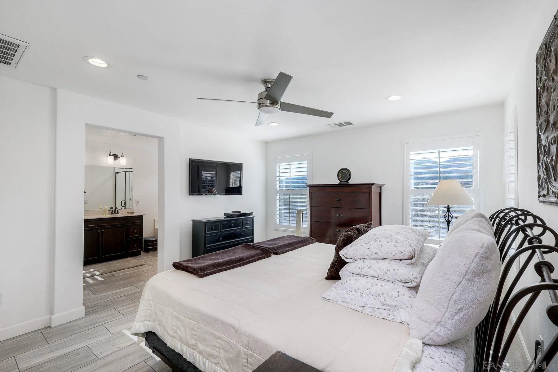 Photo #22: 260005939 Listing: Photo #22