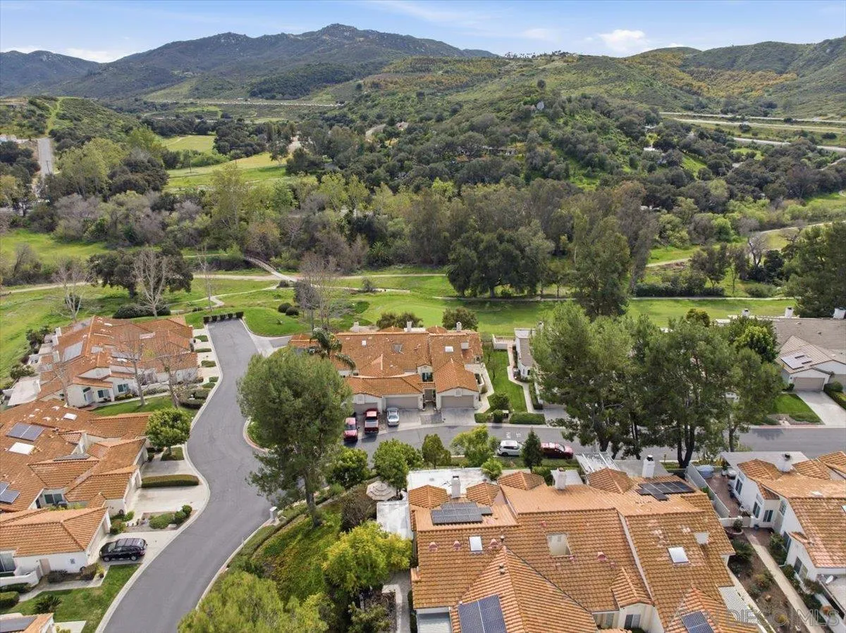 Photo #31: 260005940 Listing: Photo #31