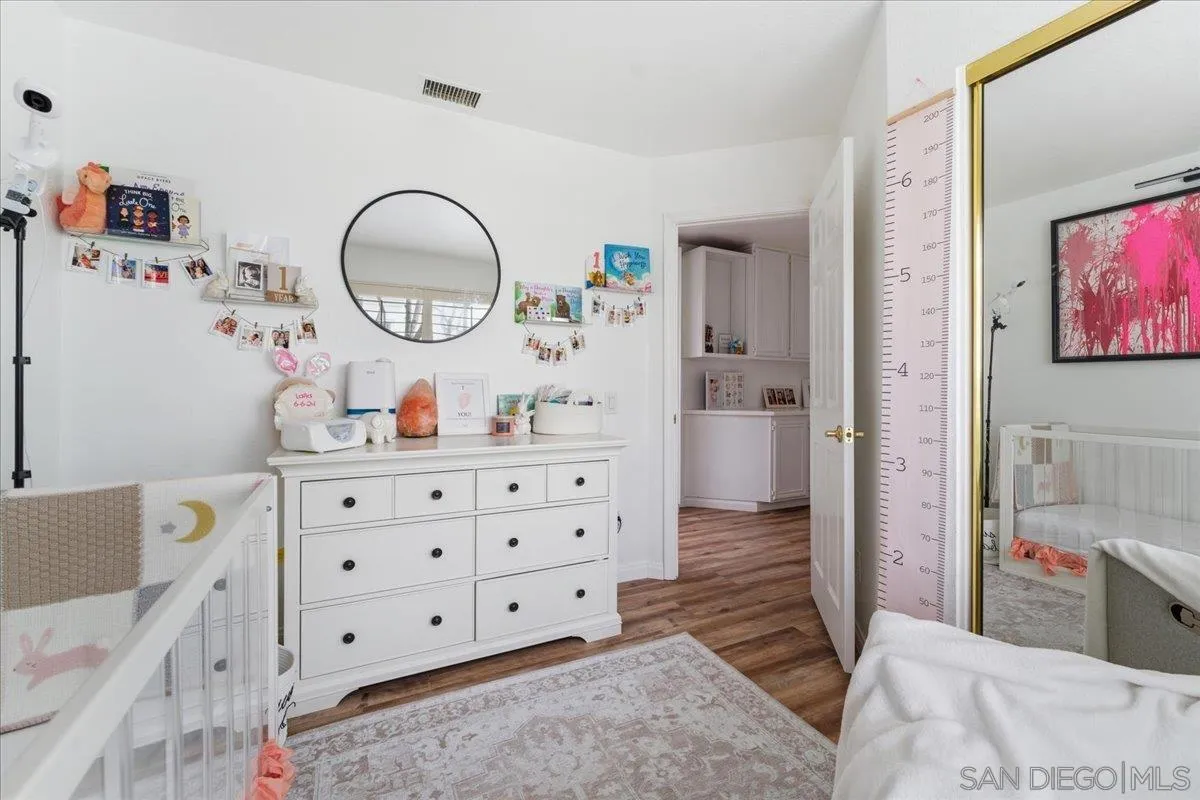 Photo #17: 260005940 Listing: Photo #17