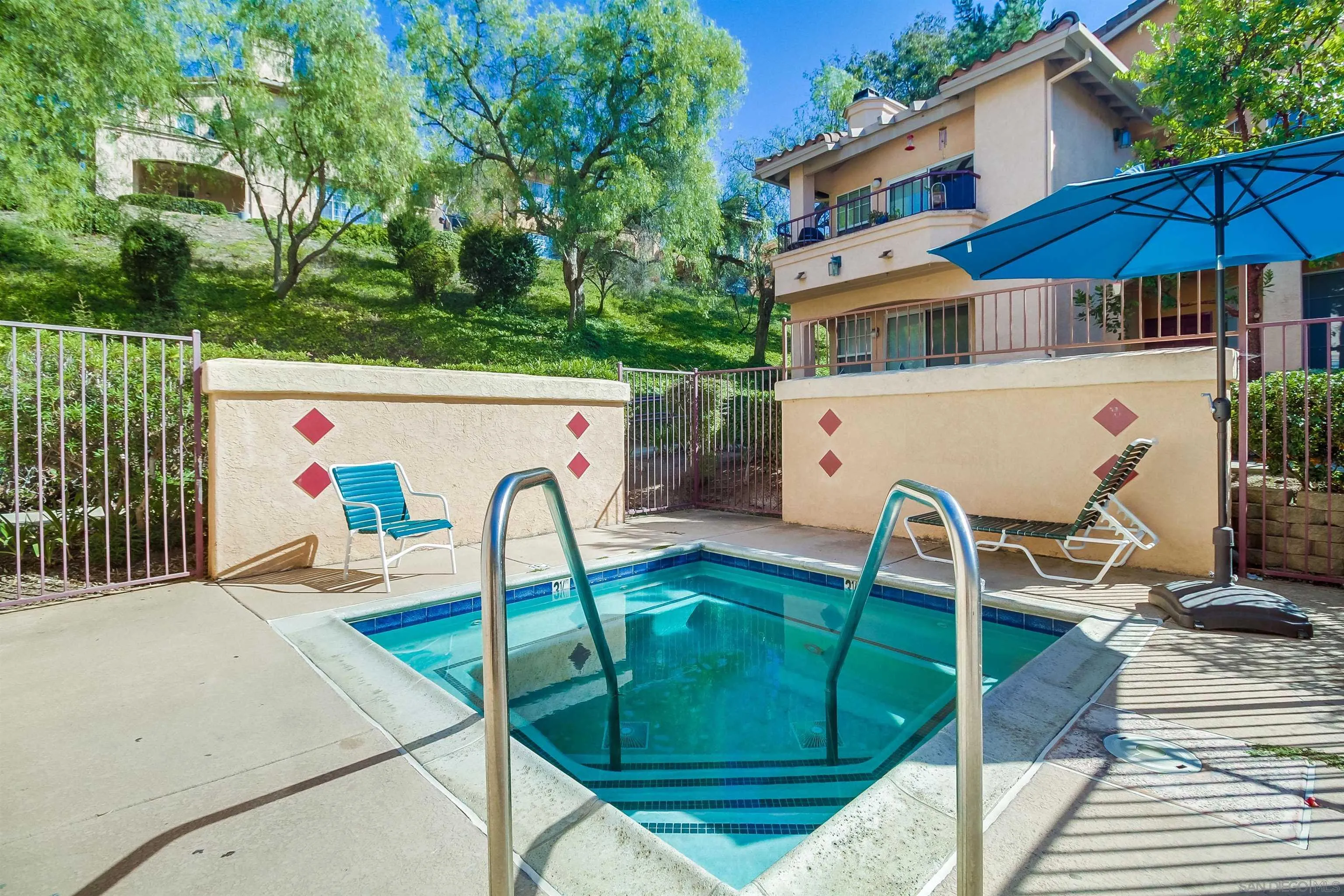 https://cdn.realtyfeed.com/cdn/127/260005948/0cea96adfd260f69fd5a7d34a81f632a.webp