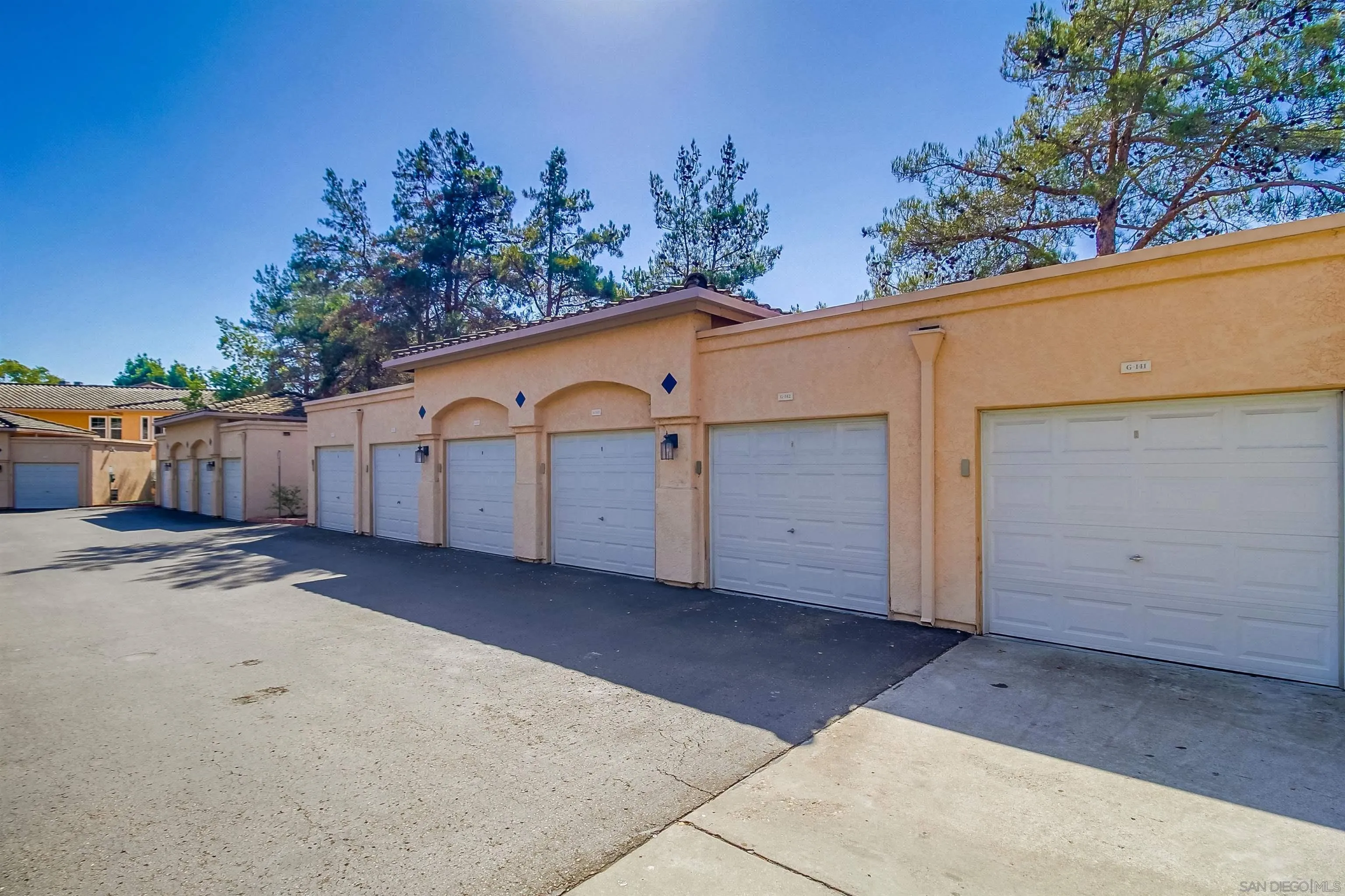 https://cdn.realtyfeed.com/cdn/127/260005948/4bb3a26bb7354fd8cc09534ad641d6f8.webp