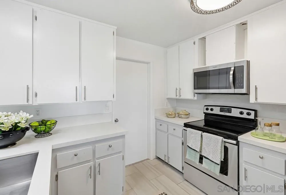 https://cdn.realtyfeed.com/cdn/127/260005950/451194823d5e061943291b06edf66876.webp