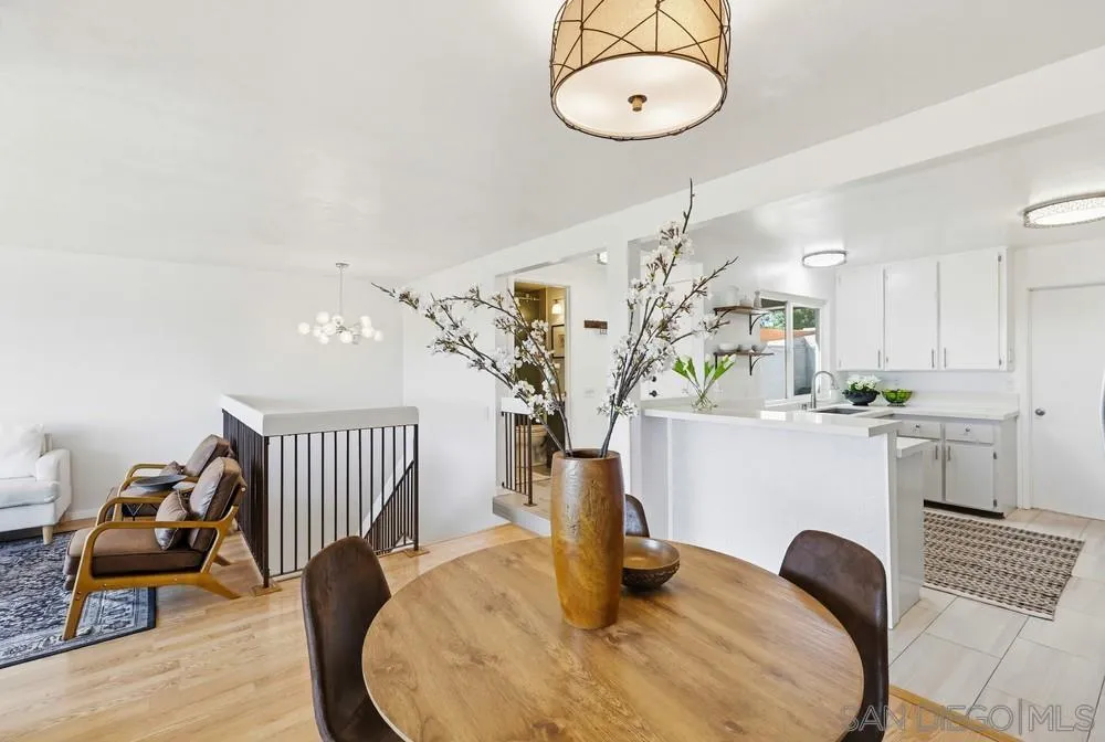 https://cdn.realtyfeed.com/cdn/127/260005950/6c4f9168c7ed8168d91c6caa822724fd.webp