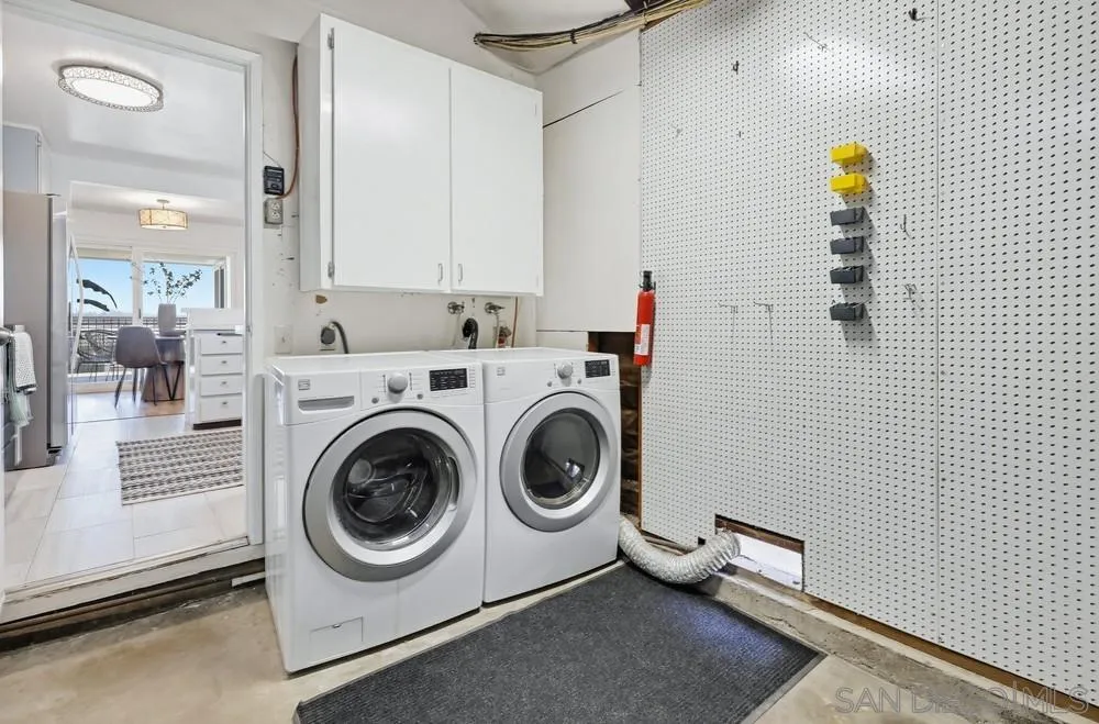 https://cdn.realtyfeed.com/cdn/127/260005950/b800dc7a3d61ece2a3a61251382186c3.webp