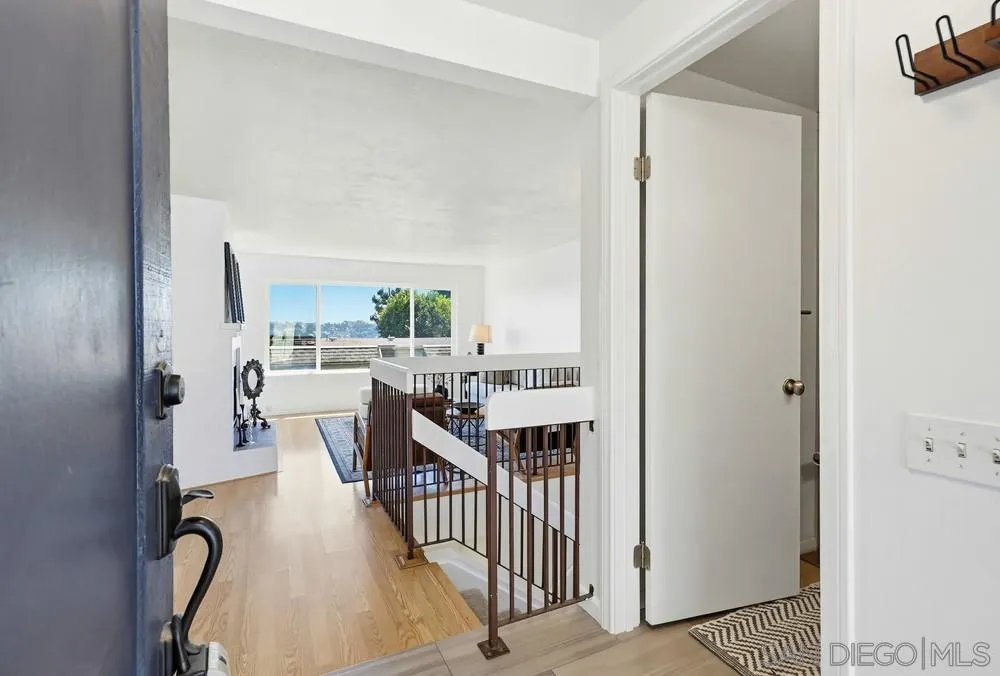 https://cdn.realtyfeed.com/cdn/127/260005950/cd67e7bdda5836a6e14dfa844942c064.webp