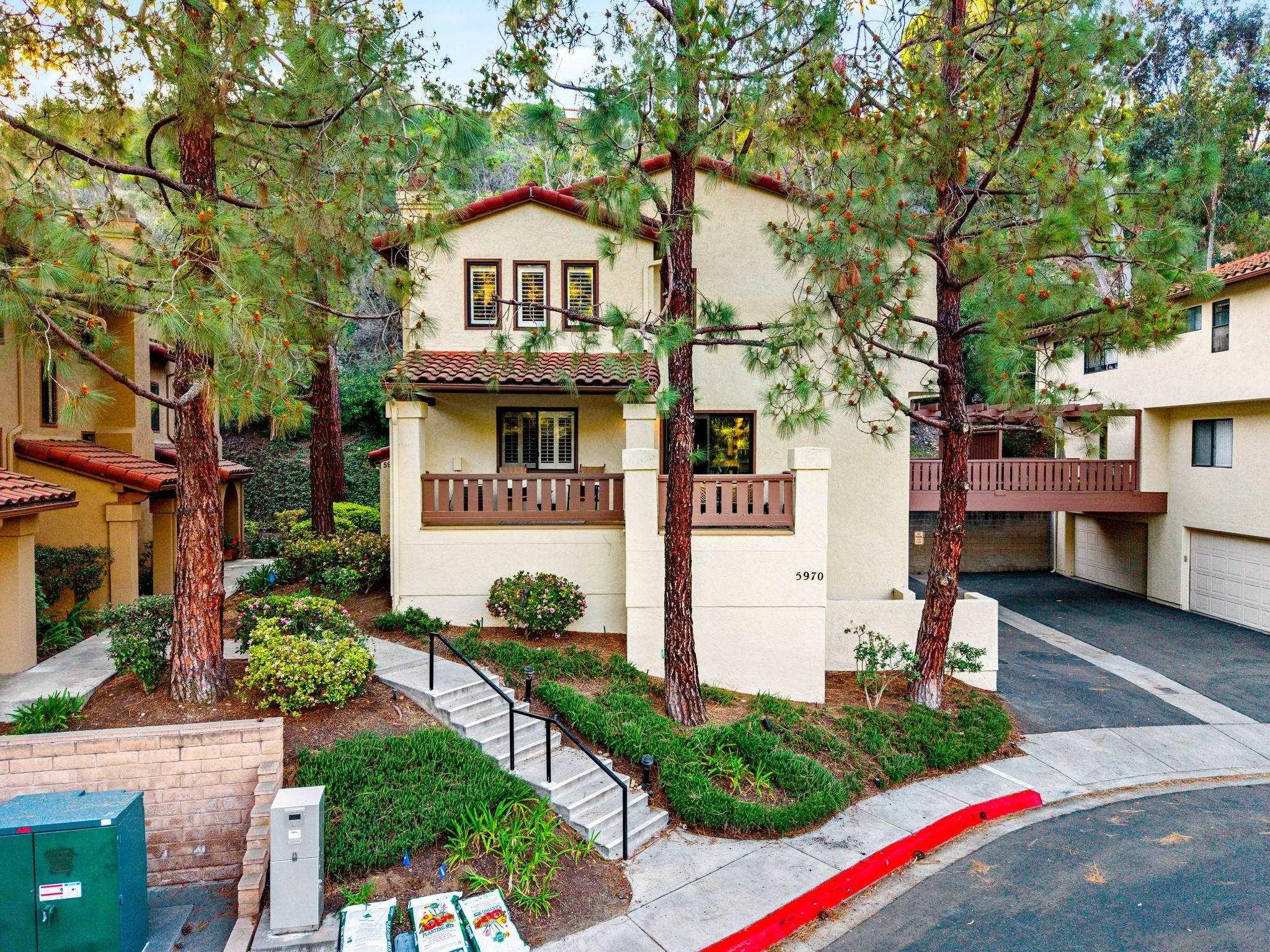 https://cdn.realtyfeed.com/cdn/127/260005956/0312c8f6ef3fc971a175a15bb39cbb2e.webp