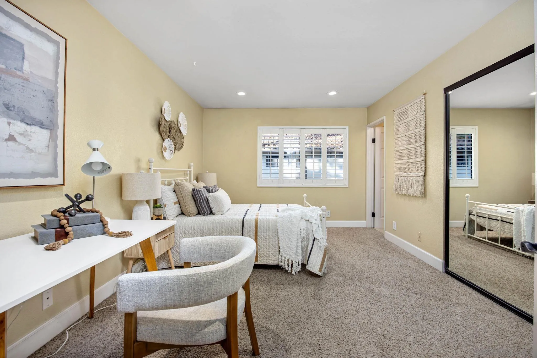 https://cdn.realtyfeed.com/cdn/127/260005956/ca63a8a946d1f421badc10d0804afe20.webp