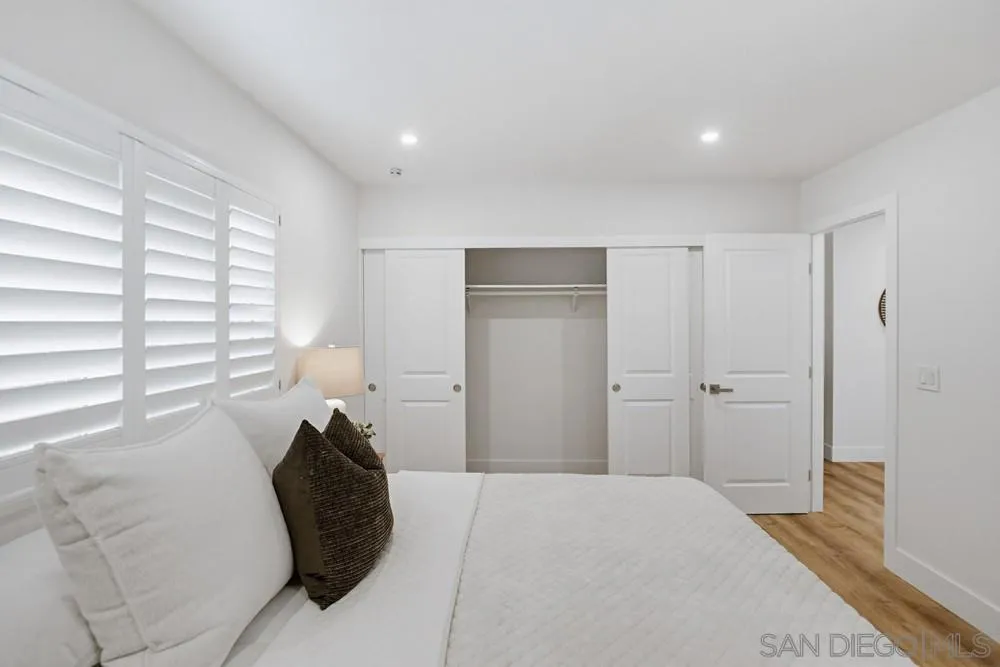 https://cdn.realtyfeed.com/cdn/127/260005957/10976cce90c3548f6fbecf7933a097c1.webp