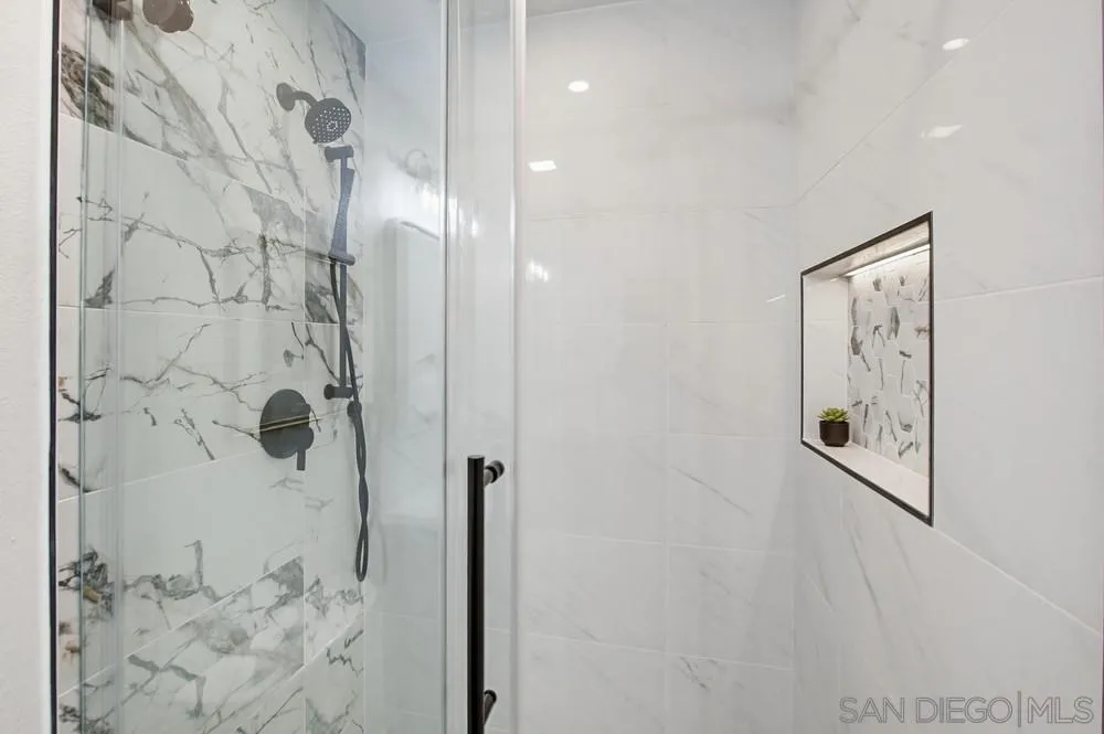 https://cdn.realtyfeed.com/cdn/127/260005957/27650a0f2c8f6e3a3eb1a1b105801b70.webp