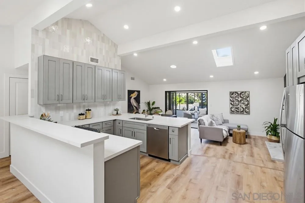 https://cdn.realtyfeed.com/cdn/127/260005957/fca5b2a65f13d1dfc05b097a79f81d10.webp