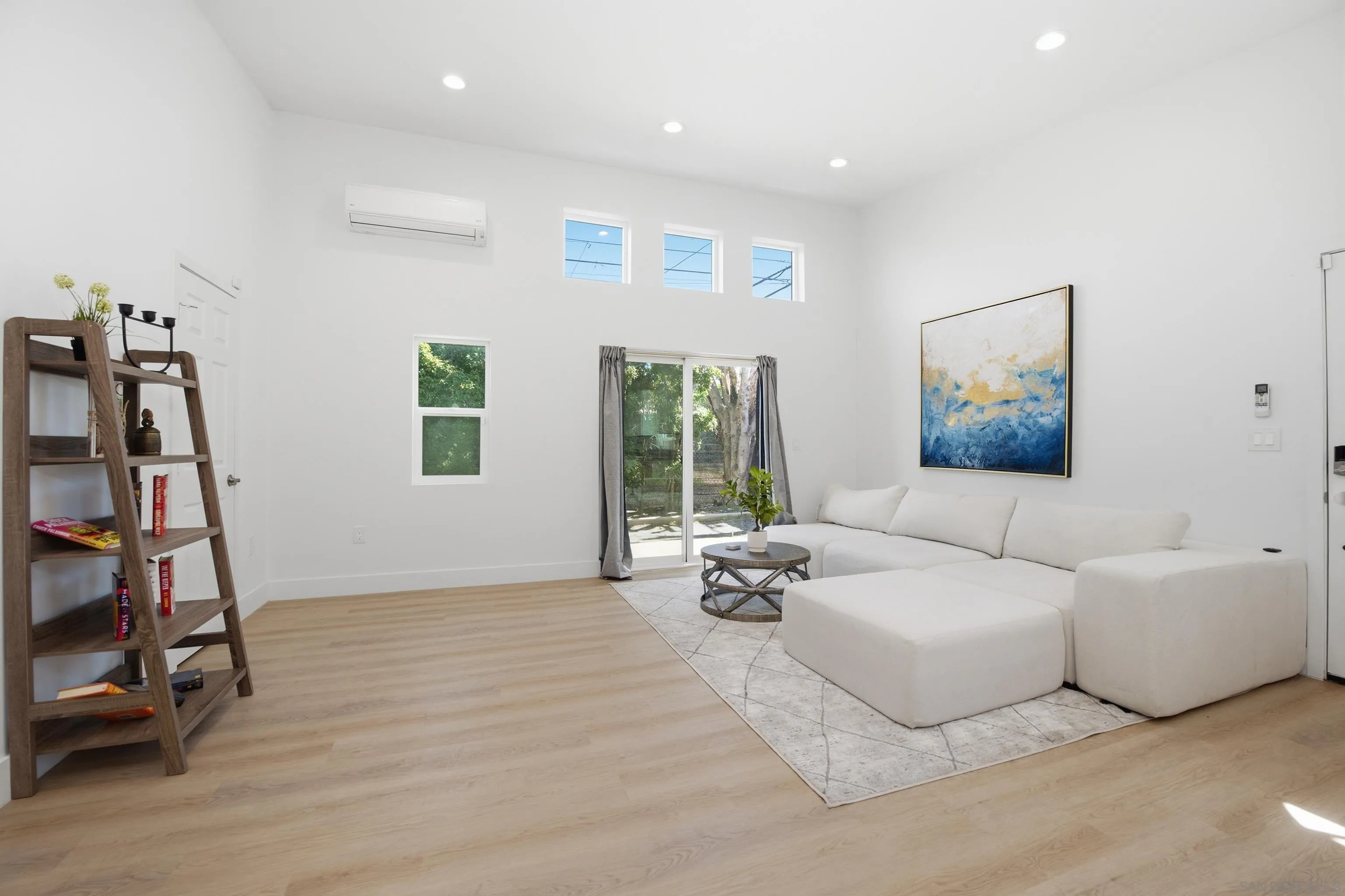 https://cdn.realtyfeed.com/cdn/127/260005961/8706972a57260ba73723ed2ec66aaeca.webp