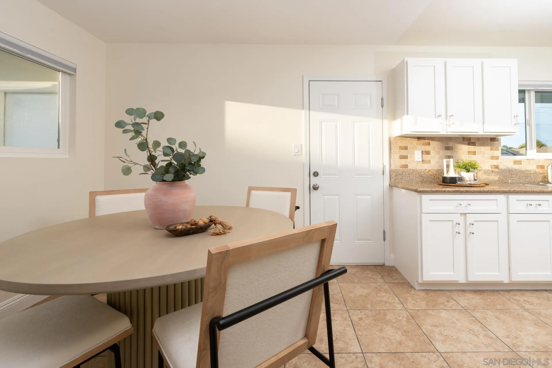 https://cdn.realtyfeed.com/cdn/127/260005964/23142206e4135fb9487893c1bd5bdc9b.webp