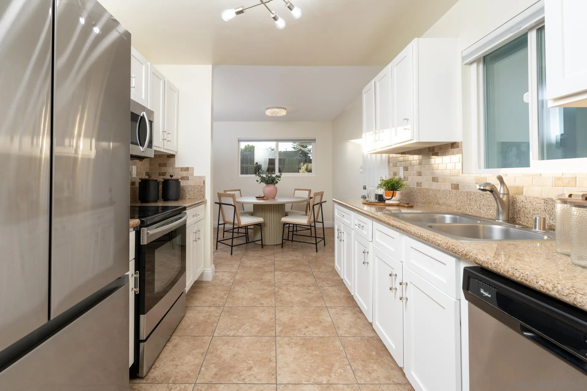 https://cdn.realtyfeed.com/cdn/127/260005964/9115e1a5b26a57562f6a65b6d0f6acef.webp