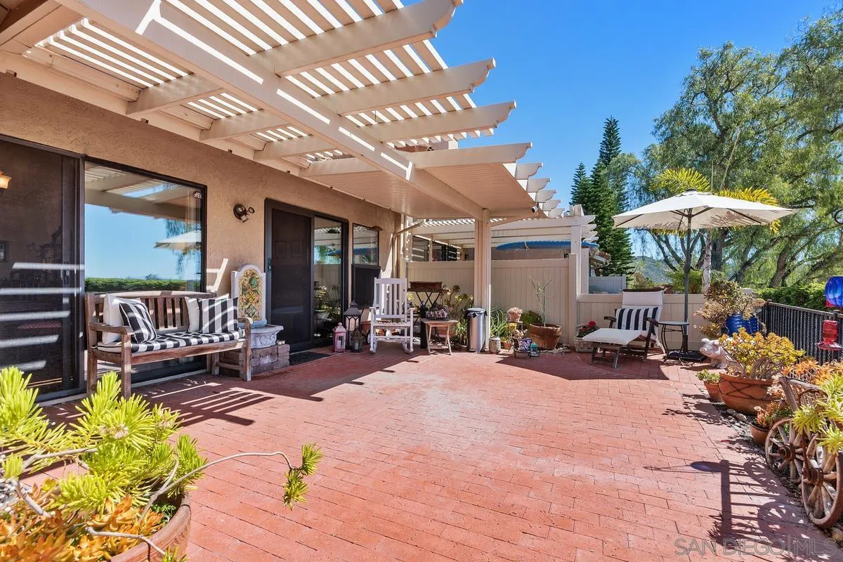 https://cdn.realtyfeed.com/cdn/127/260005974/4f4da6a7981f6108a035a010d6053cbd.webp