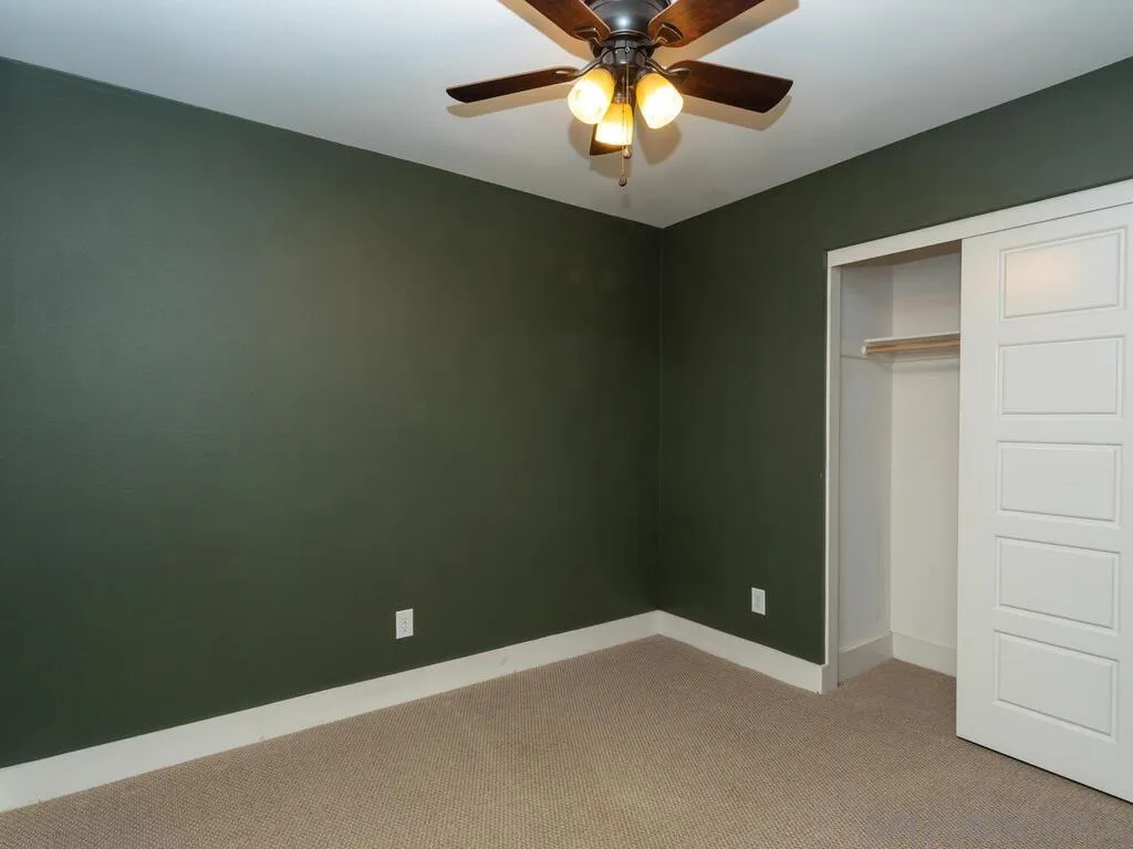 Photo #24: 260005975 Listing: Photo #24