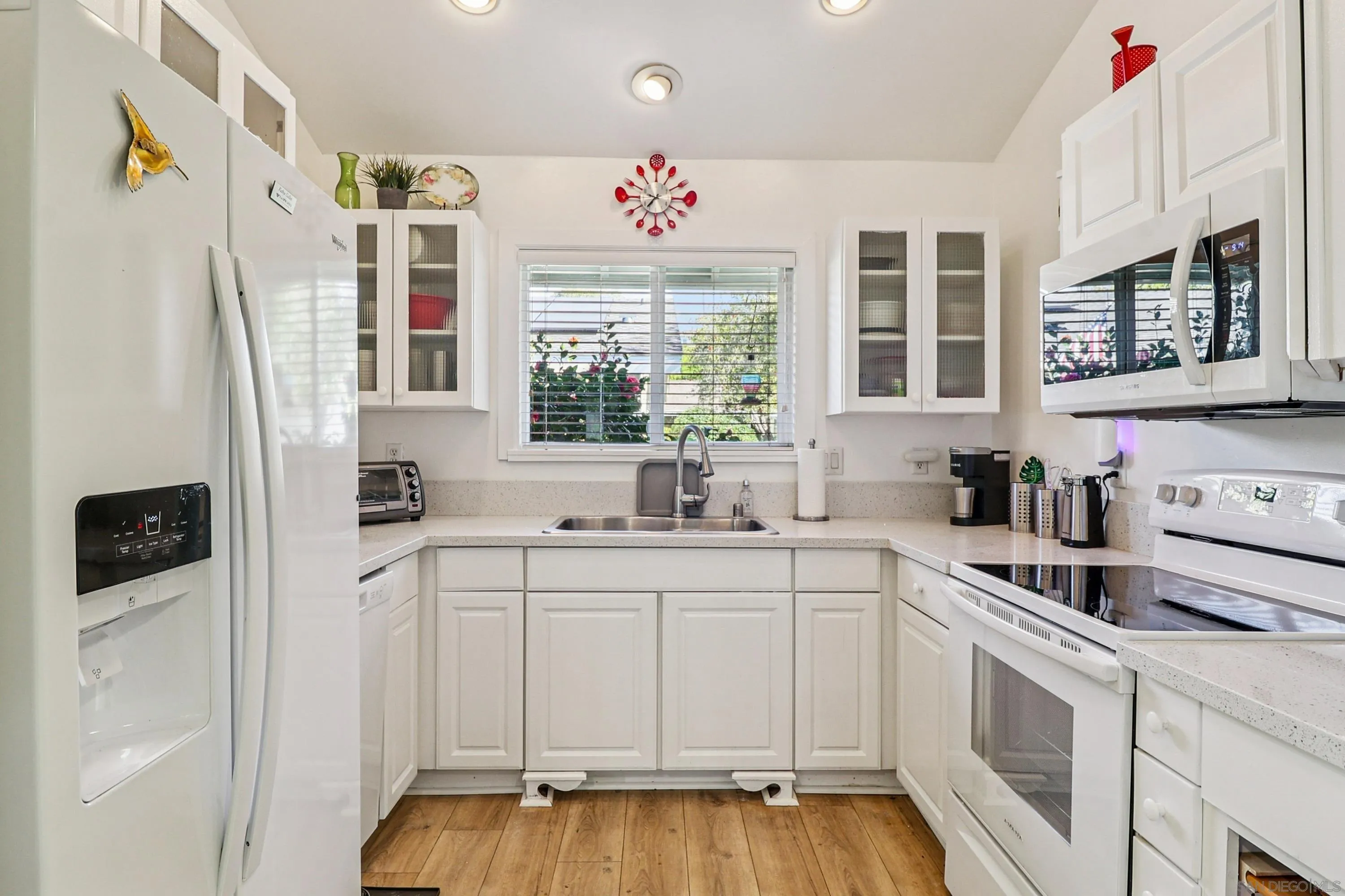 Photo #10: 260005976 Listing: Photo #10