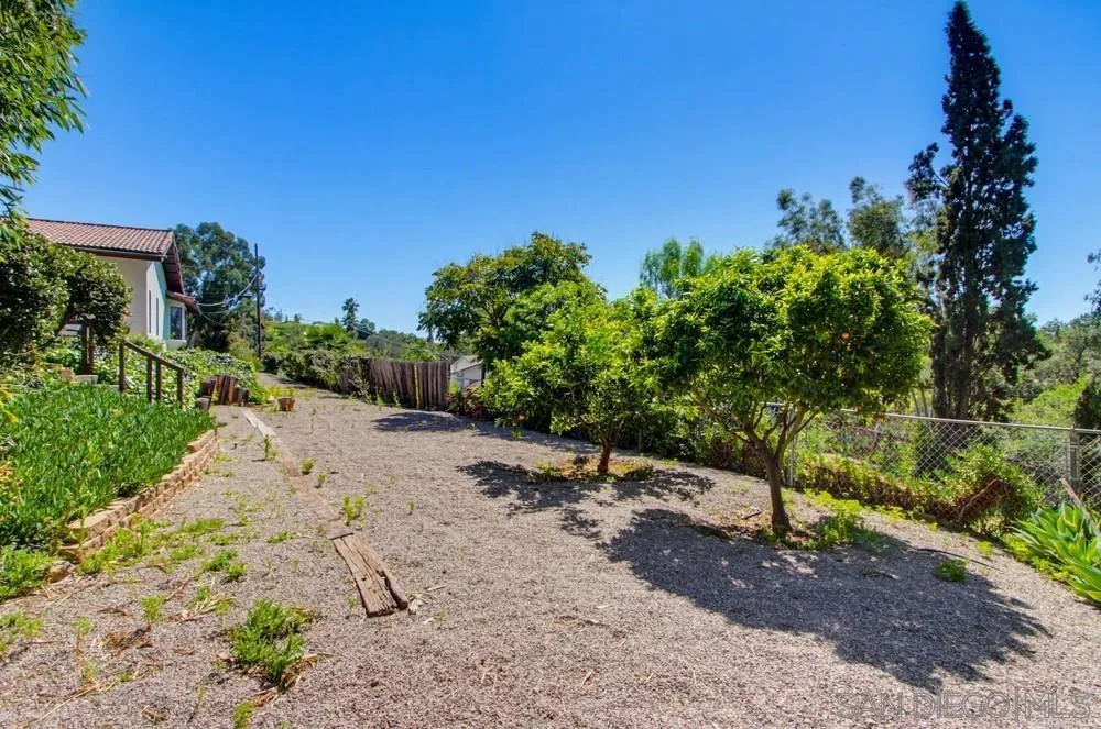 https://cdn.realtyfeed.com/cdn/127/260005978/34fdee8204d54c3d87a261defc39a583.webp