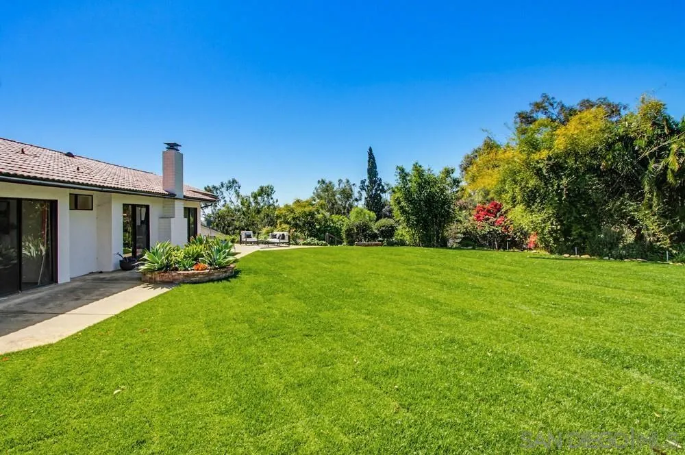 https://cdn.realtyfeed.com/cdn/127/260005978/54dfb8642d363224822442da38d5a423.webp