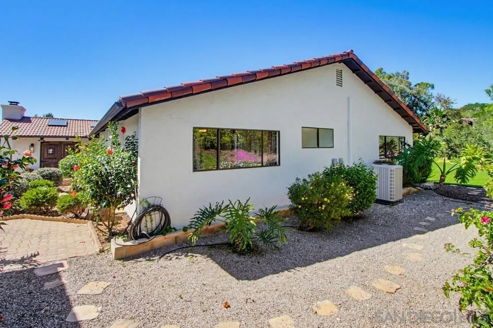 https://cdn.realtyfeed.com/cdn/127/260005978/96f43b5d65d43cc582362de8ac9ce70b.webp