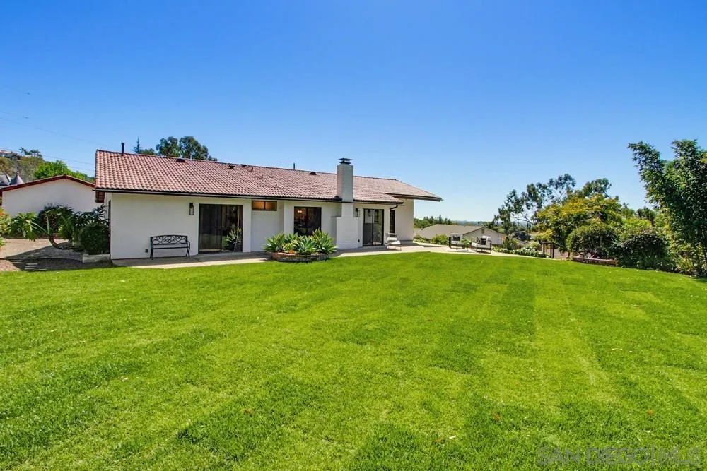 https://cdn.realtyfeed.com/cdn/127/260005978/db6c47f5462154c948b1a08b805cb6d4.webp